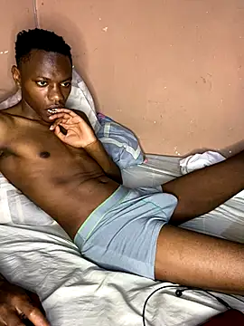 Snapshot of fireboyafrica chatting on 09-08-25, 05:23 fireboyafrica online show from 09-08-25, 05:23