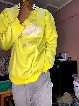 Snapshot of fireboyafrica chatting on 09-16-25, 12:39 fireboyafrica online show from 09-16-25, 12:39