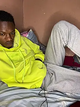 Snapshot of fireboyafrica chatting on 10-12-25, 01:48 fireboyafrica online show from 10-12-25, 01:48