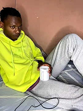 Snapshot of fireboyafrica chatting on 10-16-25, 12:33 fireboyafrica online show from 10-16-25, 12:33