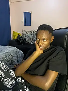 Snapshot of fireboyafrica chatting on 07-10-26, 07:05 fireboyafrica online show from 07-10-26, 07:05