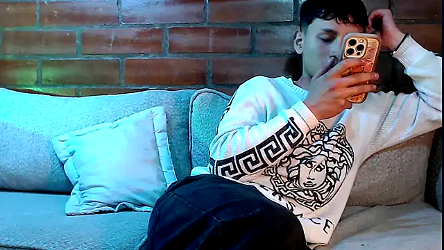 Snapshot of pipeynick chatting on 11-07-25, 01:05 pipeynick online show from 11-07-25, 01:05