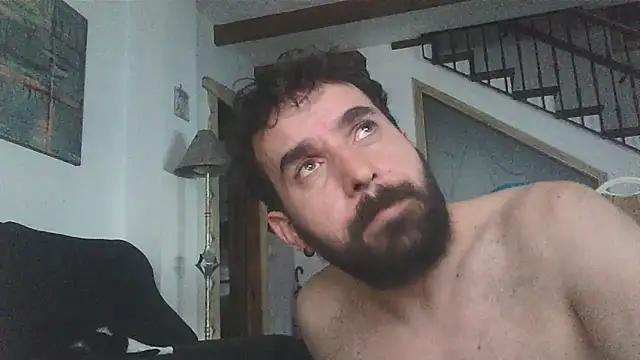 Snapshot of FJcouple chatting on 12-14-24, 09:40 FJcouple online show from 12-14-24, 09:40