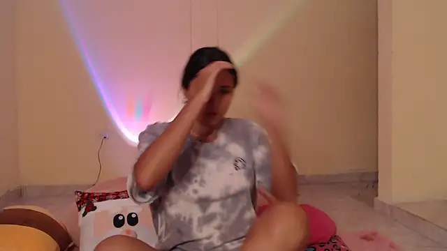  maiahairy  online show from 12-10-24, 10:47