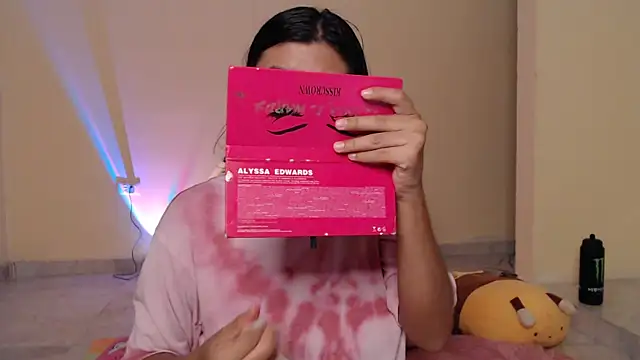  maiahairy  online show from 12-20-24, 11:37