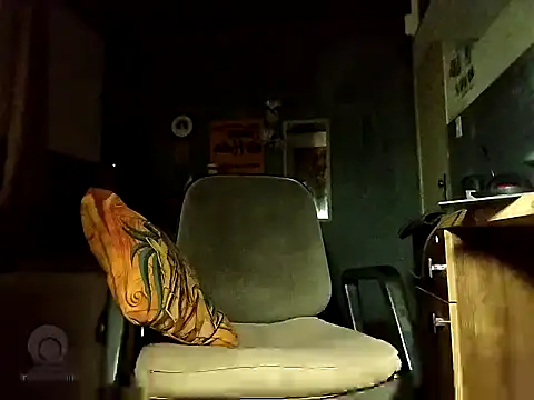 Snapshot of bumbumtatuado chatting on 01-16-26, 07:29 bumbumtatuado online show from 01-16-26, 07:29