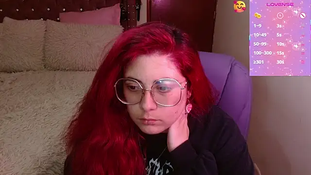 Snapshot of Azamy-12 chatting on 01-27-25, 12:01 Azamy-12 online show from 01-27-25, 12:01