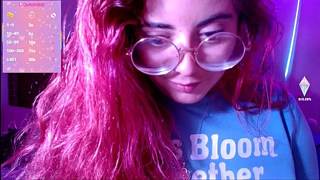 Snapshot of Azamy-12 chatting on 02-25-25, 09:09 Azamy-12 online show from 02-25-25, 09:09