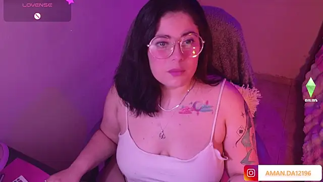 Snapshot of Azamy-12 chatting on 09-21-25, 05:53 Azamy-12 online show from 09-21-25, 05:53