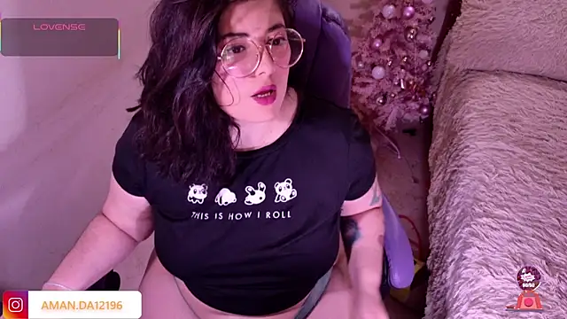 Snapshot of Azamy-12 chatting on 12-14-25, 06:52 Azamy-12 online show from 12-14-25, 06:52