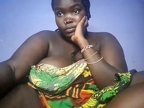 Snapshot of beauty-me_ chatting on 03-09-25, 10:41 beauty-me online show from 03-09-25, 10:41