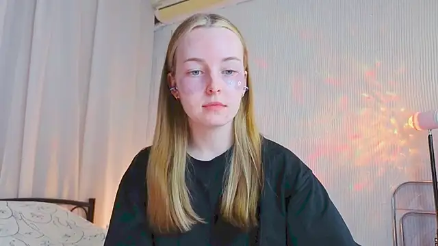 Wild  flowers online show from 04-11-26, 11:42