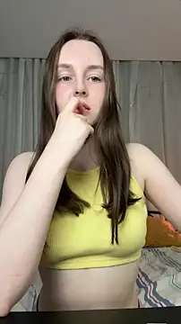 Snapshot of Wild__flowers chatting on 07-12-26, 08:33 Wild flowers online show from 07-12-26, 08:33