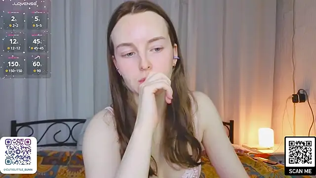 Snapshot of Wild__flowers chatting on 07-18-26, 10:24 Wild flowers online show from 07-18-26, 10:24