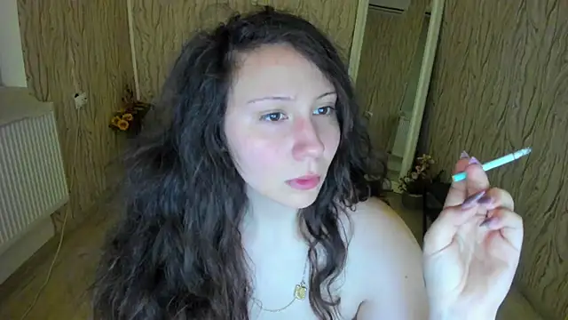 Snapshot of AishaRouhi chatting on 02-01-25, 03:19 AishaRouhi online show from 02-01-25, 03:19