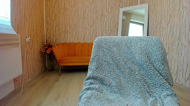 Snapshot of AishaRouhi chatting on 03-20-25, 06:30 AishaRouhi online show from 03-20-25, 06:30