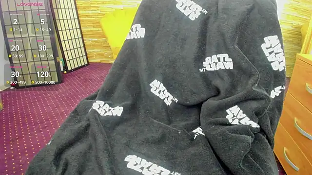 Snapshot of AishaRouhi chatting on 11-03-25, 04:58 AishaRouhi online show from 11-03-25, 04:58