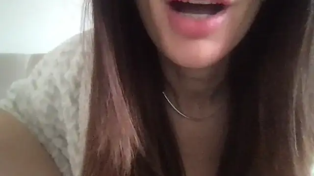 Snapshot of paolajonez chatting on 11-02-25, 02:08 paolajonez online show from 11-02-25, 02:08