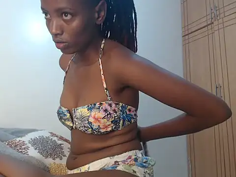 Snapshot of nanaswee chatting on 02-13-25, 02:31 nanaswee online show from 02-13-25, 02:31