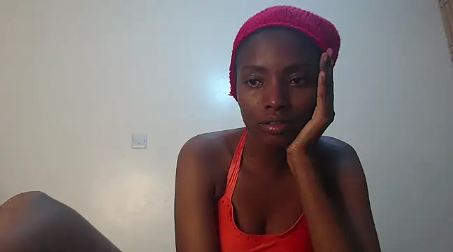 Snapshot of nanaswee chatting on 02-15-25, 08:01 nanaswee online show from 02-15-25, 08:01