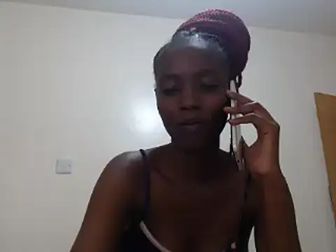 Snapshot of nanaswee chatting on 02-19-25, 12:00 nanaswee online show from 02-19-25, 12:00