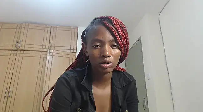 Snapshot of nanaswee chatting on 03-15-25, 05:15 nanaswee online show from 03-15-25, 05:15