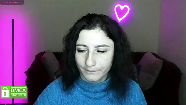 Muse kitty jenia online show from 11-11-25, 06:30