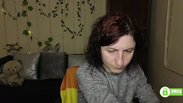 Muse kitty jenia online show from 04-15-26, 05:20