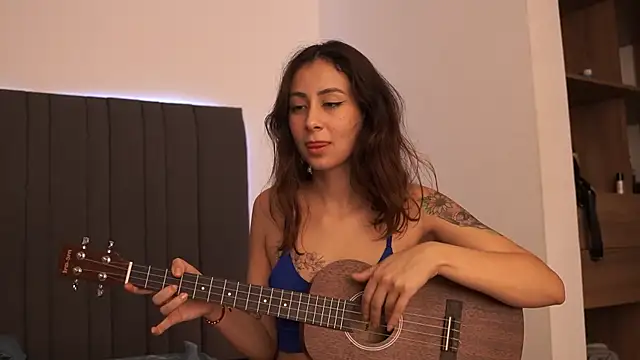 juanasnz99 online show from 02-03-25, 06:45