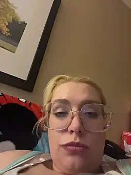 Snapshot of Lalalynn chatting on 02-25-26, 05:50 Lalalynn online show from 02-25-26, 05:50