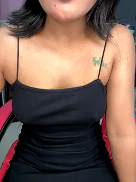 LeisyXO online show from 11-27-25, 08:11