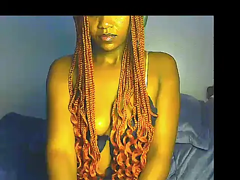 Snapshot of lilylovexx chatting on 12-20-25, 05:58 lilylovexx online show from 12-20-25, 05:58