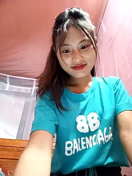 Snapshot of trieungoclnt chatting on 10-15-25, 04:01 trieungoclnt online show from 10-15-25, 04:01