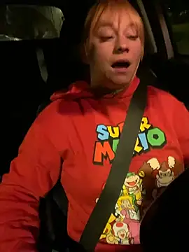 poussichienne online show from 04-15-26, 02:40