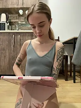 enjoy my beauty online show from 03-24-26, 09:58