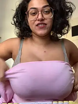 Curvydesifromgermany online show from 02-19-25, 01:39