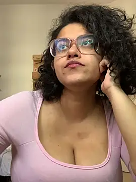 Curvydesifromgermany online show from 03-10-25, 12:48