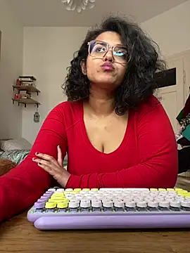 Curvydesifromgermany online show from 03-20-25, 11:38