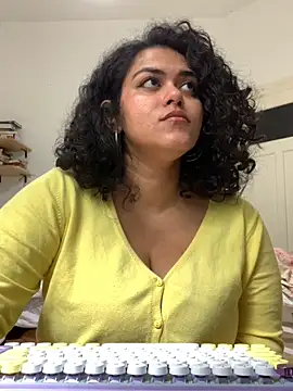 Curvydesifromgermany online show from 09-09-25, 08:36