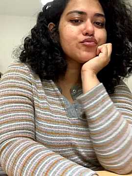 Curvydesifromgermany online show from 10-07-25, 11:40