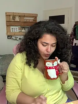 Snapshot of Curvydesifromgermany chatting on 07-06-26, 11:18 Curvydesifromgermany online show from 07-06-26, 11:18