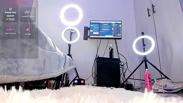 Snapshot of Damon_Bakert chatting on 10-16-25, 04:30 Damon Bakert online show from 10-16-25, 04:30