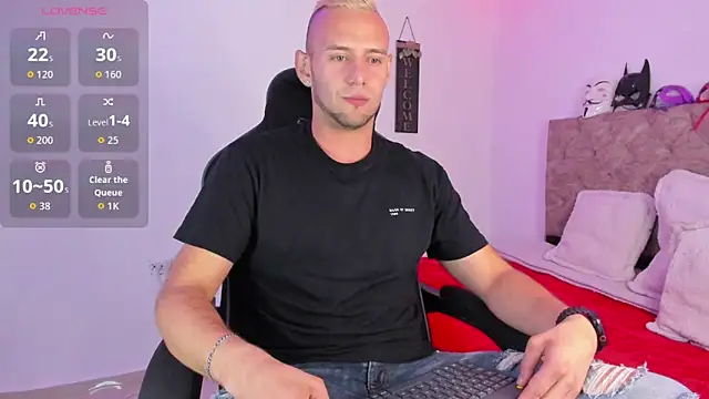 Snapshot of Damon_Bakert chatting on 10-29-25, 06:42 Damon Bakert online show from 10-29-25, 06:42