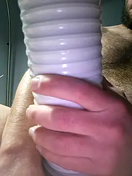 Snapshot of bigdickdaddy2184 chatting on 03-16-25, 10:44 bigdickdaddy2184 online show from 03-16-25, 10:44