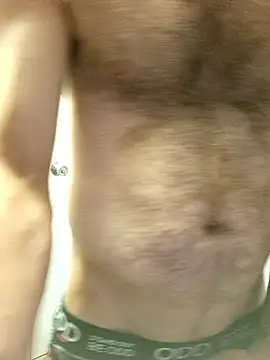 Snapshot of bigdickdaddy2184 chatting on 03-19-25, 06:23 bigdickdaddy2184 online show from 03-19-25, 06:23