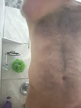 Snapshot of bigdickdaddy2184 chatting on 10-18-25, 06:48 bigdickdaddy2184 online show from 10-18-25, 06:48