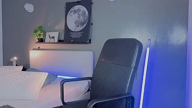 Ken-boy  online show from 10-11-25, 12:04