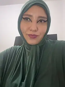 hannahayat online show from 11-23-25, 02:33