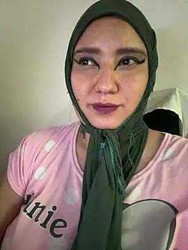 hannahayat online show from 07-28-26, 07:39