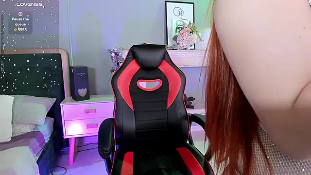 Snapshot of tiffany_becker chatting on 02-27-25, 08:31 tiffany becker online show from 02-27-25, 08:31